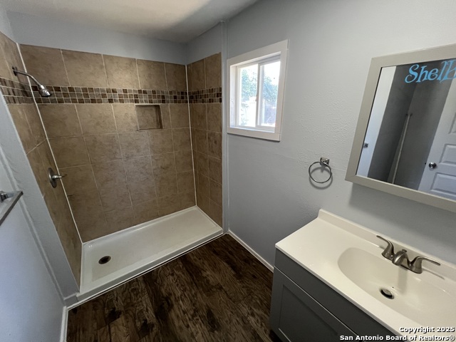 Image 20 of 29 For 112 Avenue B