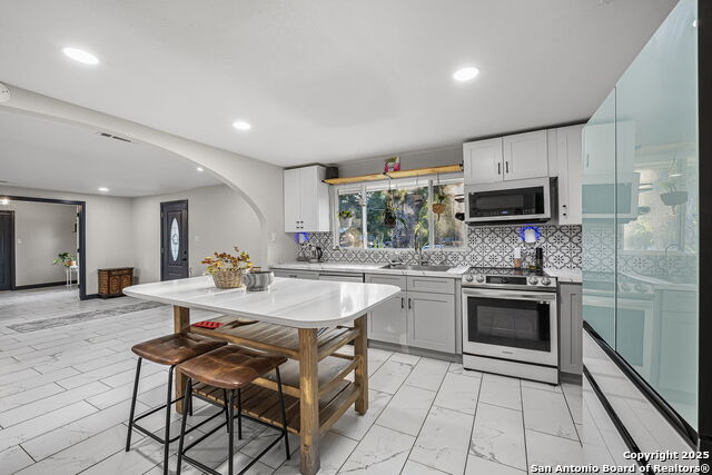 Image 5 of 27 For 133 Alamo  