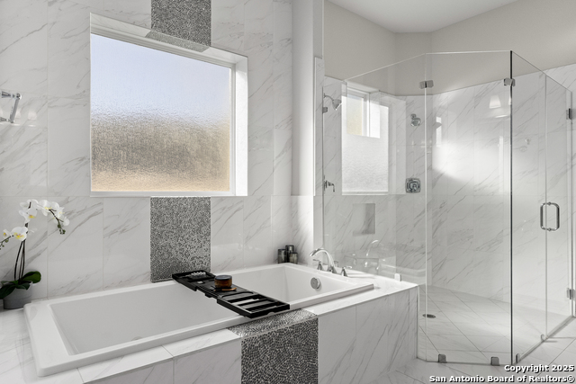 Image 22 of 39 For 302 Majestic Bluff