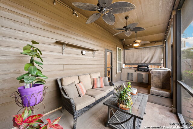 Image 37 of 46 For 1573 Las Fontanasa