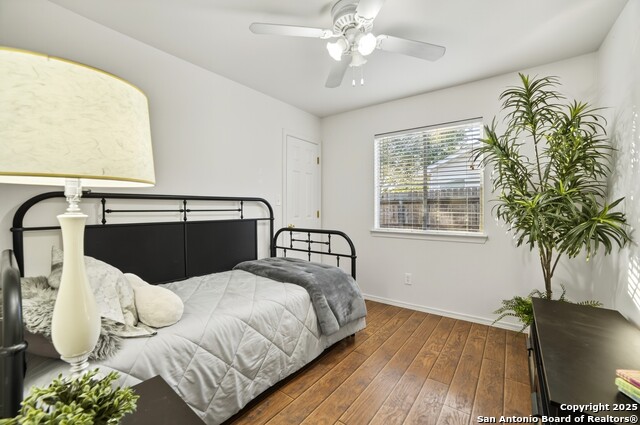 Listing photo id 10 for 104 Amelia Ct