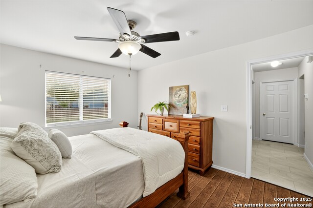 Listing photo id 15 for 104 Amelia Ct