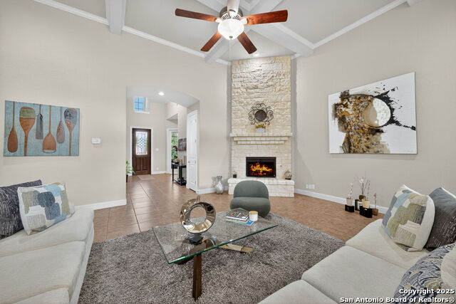 Image 12 of 32 For 8226 Two Winds