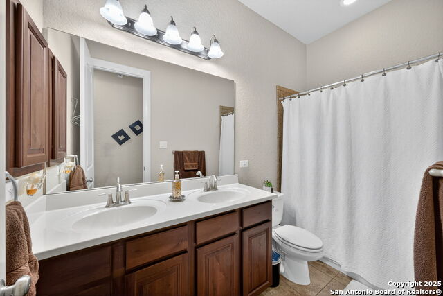 Image 25 of 32 For 8226 Two Winds