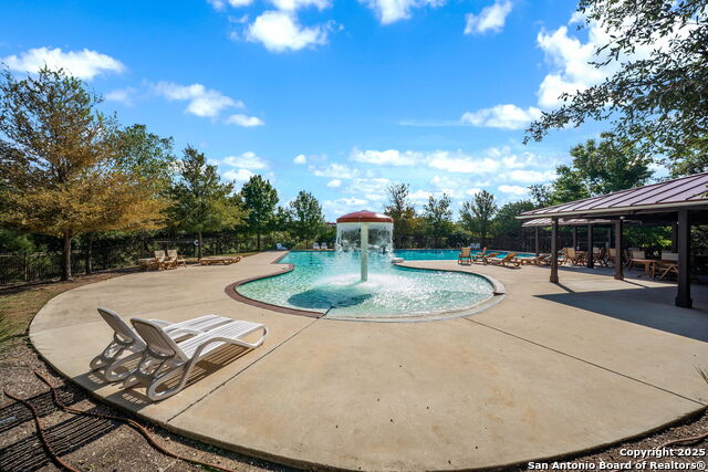 Image 31 of 32 For 8226 Two Winds