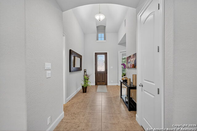 Image 6 of 32 For 8226 Two Winds