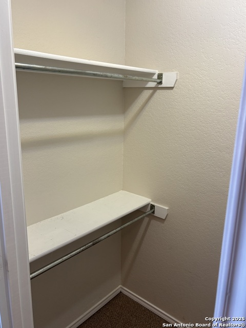 Image 26 of 39 For 10435 Alsfeld Ranch