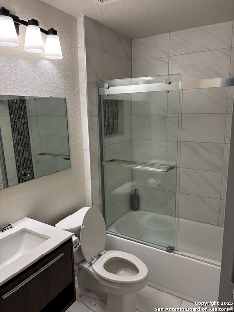 Image 27 of 39 For 10435 Alsfeld Ranch