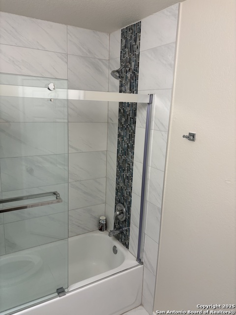 Image 29 of 39 For 10435 Alsfeld Ranch