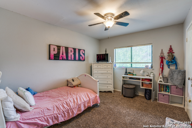Listing photo id 19 for 1658 Possum