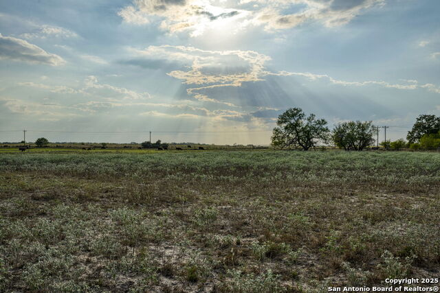 Image 21 of 35 For 2605 Schuttig Road