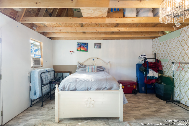 Listing photo id 28 for 519 Sandalwood