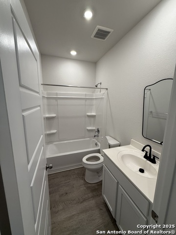 Image 16 of 20 For 10002 Besson Blvd