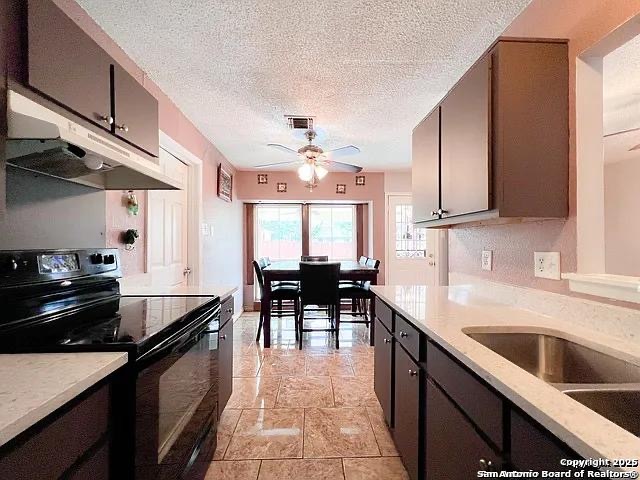 Image 6 of 26 For 8710 Potlatch