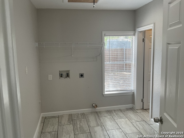 Image 17 of 19 For 11618 Fm 1957  1