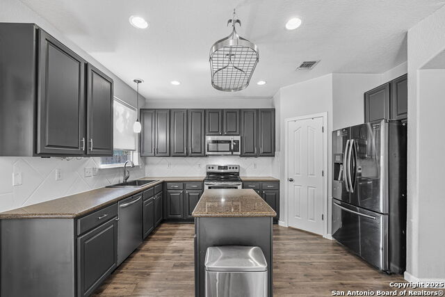 Image 12 of 50 For 14206 Summer Squall