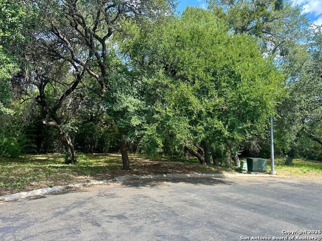Listing photo id 1 for 3400 & 3402 Wellsprings