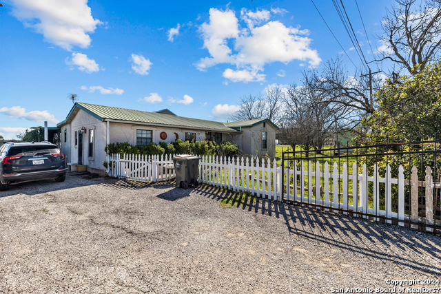 Image 18 of 46 For 6048 Camino Real