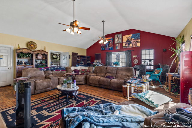 Image 31 of 46 For 6048 Camino Real