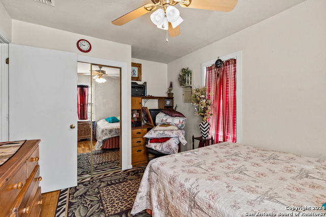 Image 33 of 46 For 6048 Camino Real