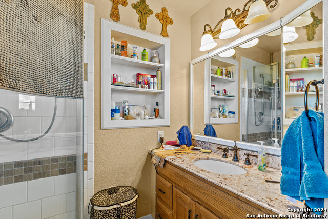 Image 43 of 46 For 6048 Camino Real