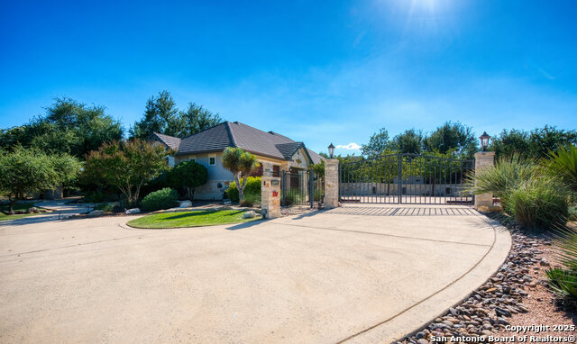 Image 15 of 81 For 8 Winged Foot