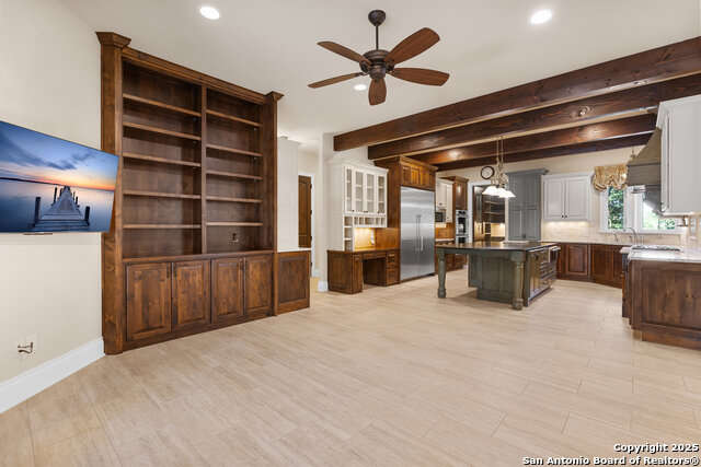 Image 25 of 81 For 8 Winged Foot