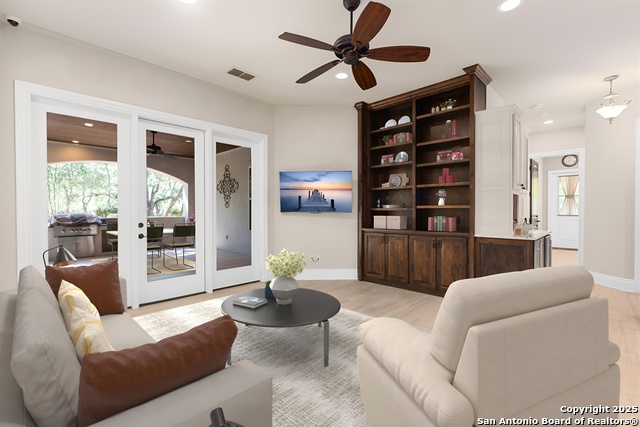 Image 28 of 81 For 8 Winged Foot