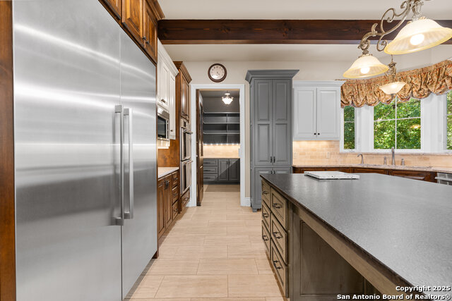 Image 34 of 81 For 8 Winged Foot