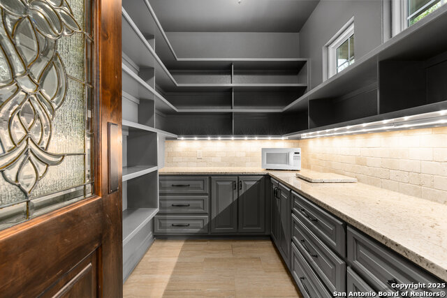 Image 36 of 81 For 8 Winged Foot