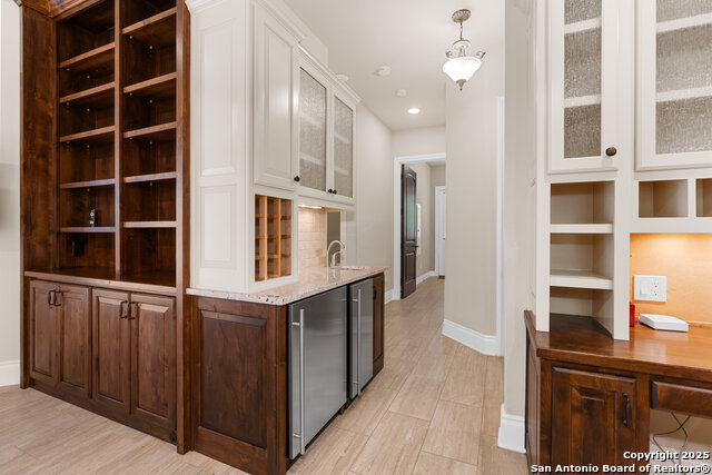 Image 37 of 81 For 8 Winged Foot