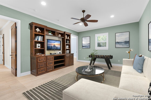 Image 42 of 81 For 8 Winged Foot