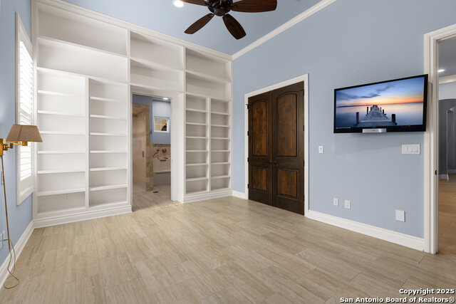 Image 59 of 81 For 8 Winged Foot