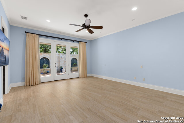 Image 61 of 81 For 8 Winged Foot