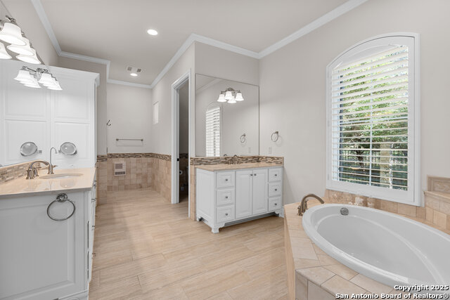 Image 64 of 81 For 8 Winged Foot