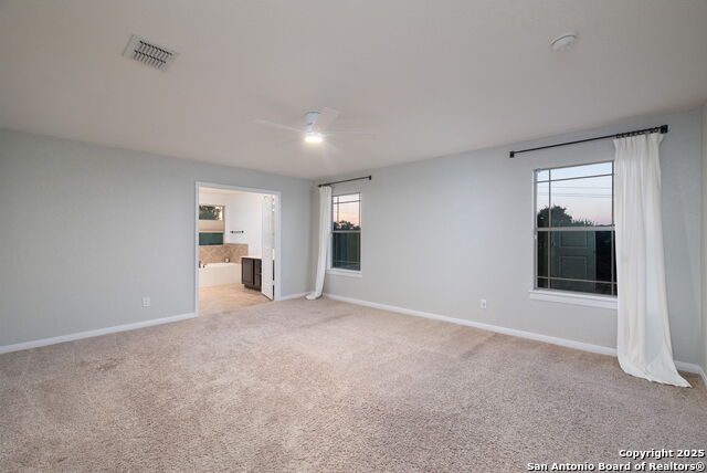Listing photo id 19 for 1219 Ashbury Bay