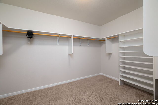 Listing photo id 23 for 1219 Ashbury Bay