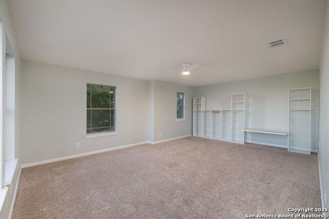 Listing photo id 24 for 1219 Ashbury Bay