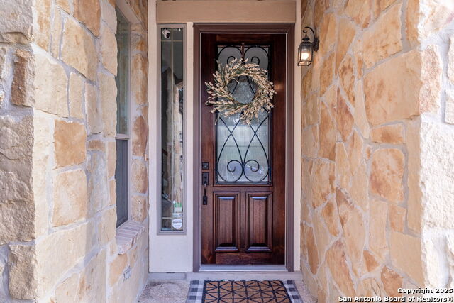 Listing photo id 2 for 1219 Ashbury Bay
