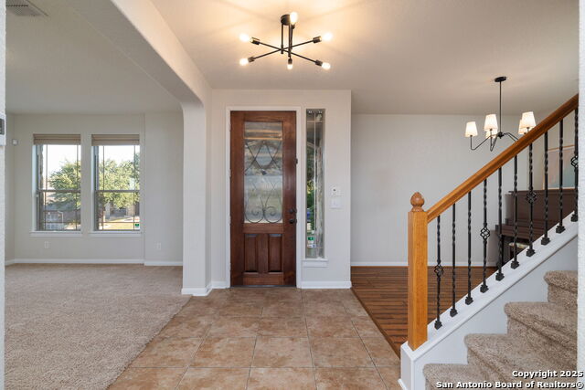 Listing photo id 3 for 1219 Ashbury Bay