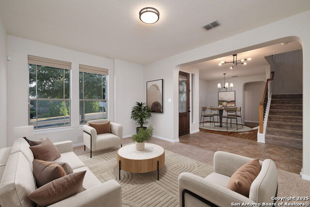 Listing photo id 7 for 1219 Ashbury Bay