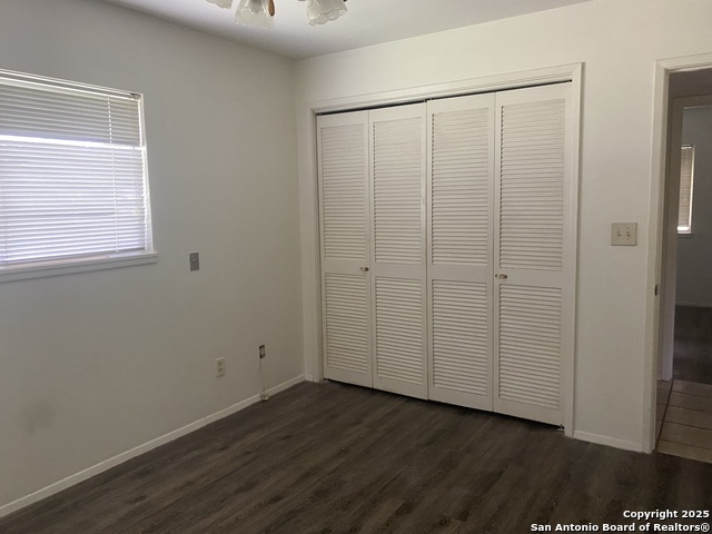 Image 15 of 15 For 1502 Park N