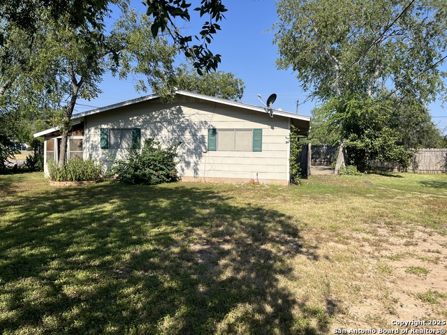 Image 3 of 15 For 1502 Park N