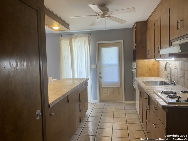 Image 8 of 15 For 1502 Park N