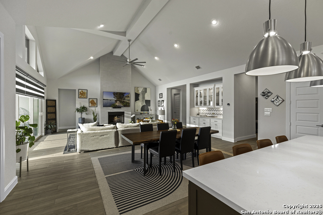 Image 19 of 42 For 552 Falcon Cove