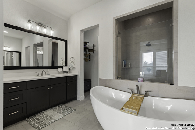 Image 25 of 42 For 552 Falcon Cove