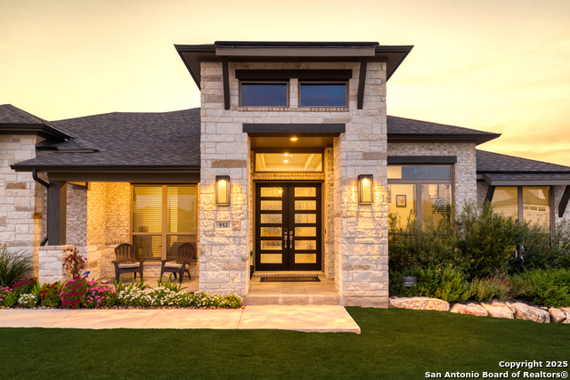 Image 3 of 42 For 552 Falcon Cove