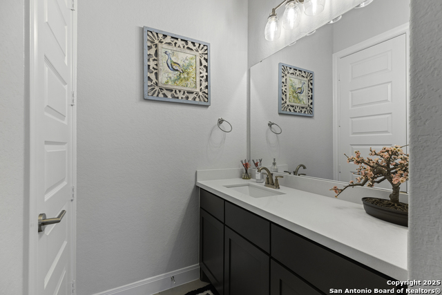 Image 32 of 42 For 552 Falcon Cove