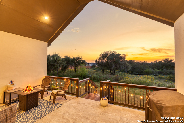 Image 34 of 42 For 552 Falcon Cove