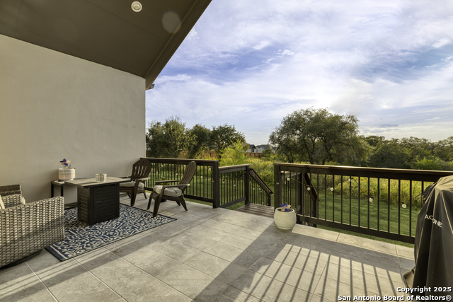 Image 38 of 42 For 552 Falcon Cove